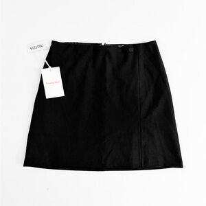 NWT Aritzia Sunday Best Tatiana Skirt in Black